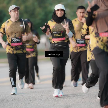 Runner Photo 6376442