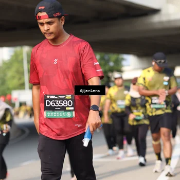 Runner Photo 6376465