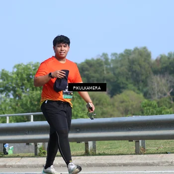 Runner Photo 6376470