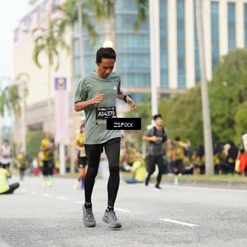 Runner Photo 6376478
