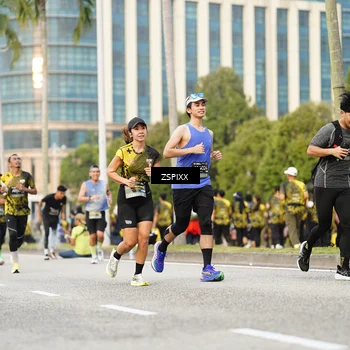 Runner Photo 6376480