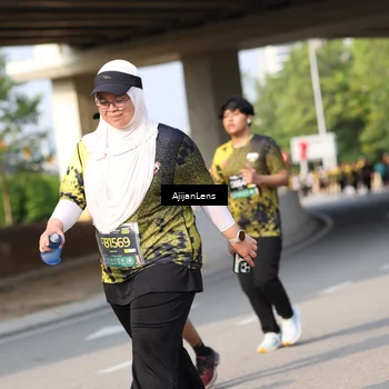 Runner Photo 6376497