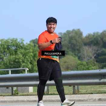 Runner Photo 6376505