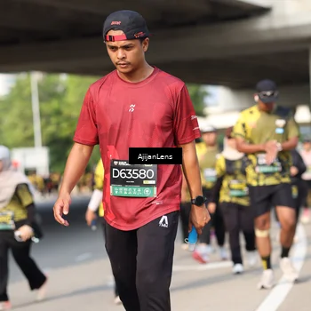 Runner Photo 6376512