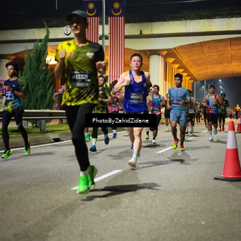 Runner Photo 6376515