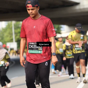 Runner Photo 6376518