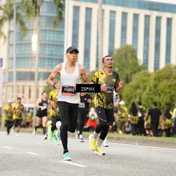 Runner Photo 6376549