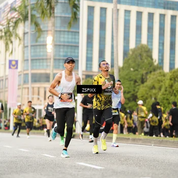 Runner Photo 6376550
