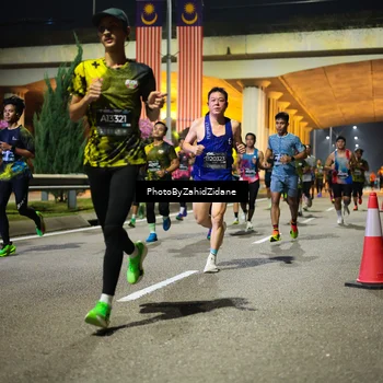 Runner Photo 6376552