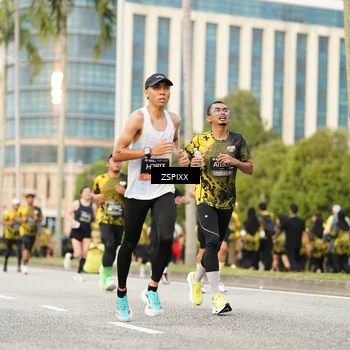Runner Photo 6376571
