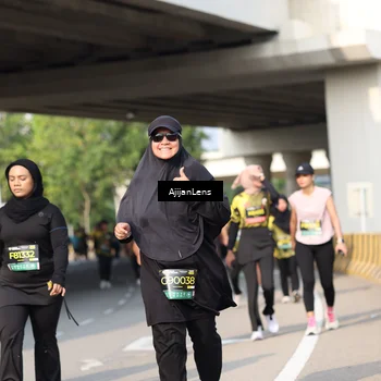 Runner Photo 6376574