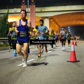 Runner Photo 6376575