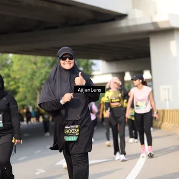 Runner Photo 6376580