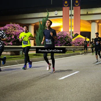 Runner Photo 6376589