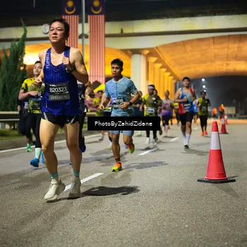 Runner Photo 6376608