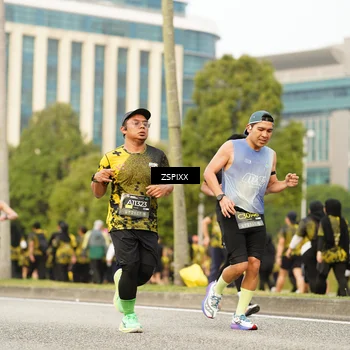 Runner Photo 6376610