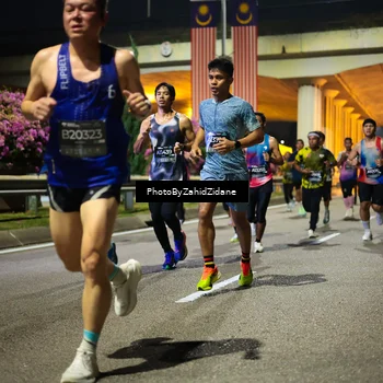 Runner Photo 6376630