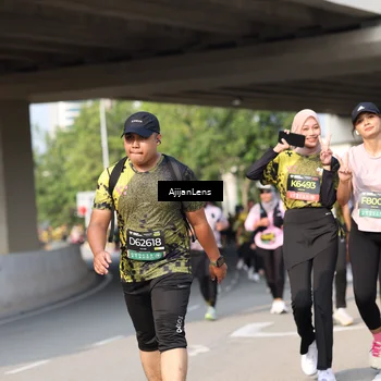 Runner Photo 6376645
