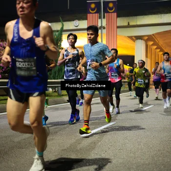 Runner Photo 6376652