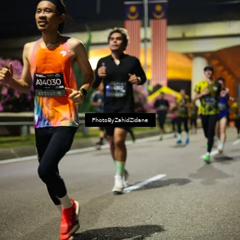 Runner Photo 6376654