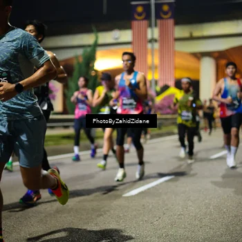 Runner Photo 6376676
