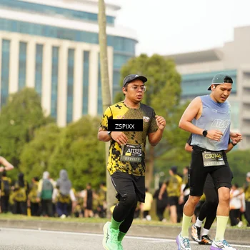 Runner Photo 6376680