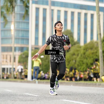 Runner Photo 6376720