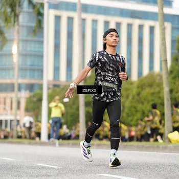 Runner Photo 6376736