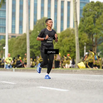 Runner Photo 6376738