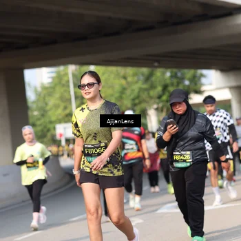 Runner Photo 6376759