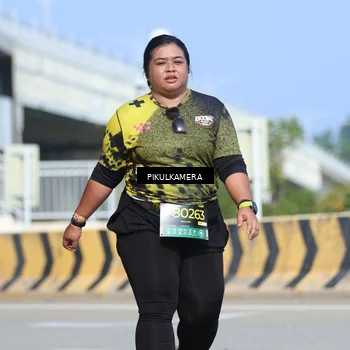 Runner Photo 6376779
