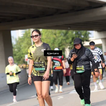 Runner Photo 6376799