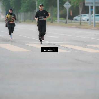 Runner Photo 6376819