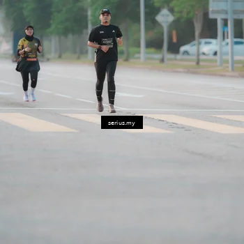 Runner Photo 6376829