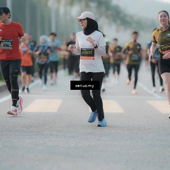 Runner Photo 6376842