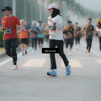 Runner Photo 6376847