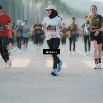 Runner Photo 6376861