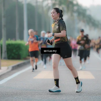 Runner Photo 6376885