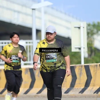 Runner Photo 6376893
