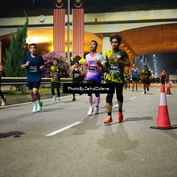 Runner Photo 6376900