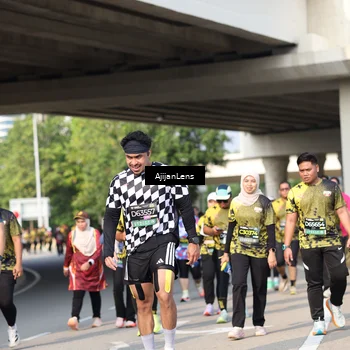 Runner Photo 6376902