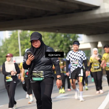Runner Photo 6376915