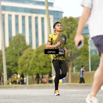 Runner Photo 6376917