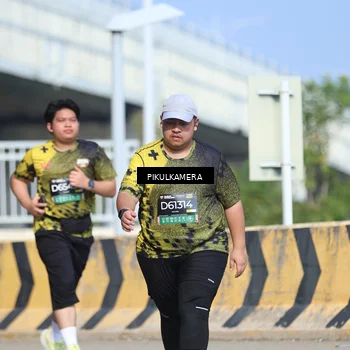 Runner Photo 6376926