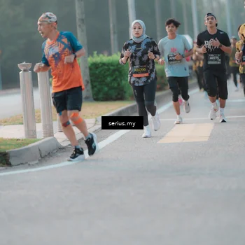 Runner Photo 6376930