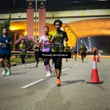 Runner Photo 6376937