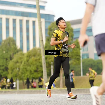 Runner Photo 6376944