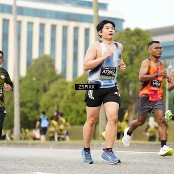 Runner Photo 6376946