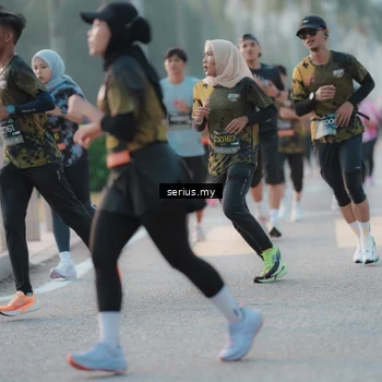 Runner Photo 6376948