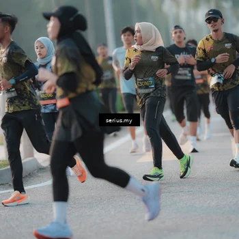 Runner Photo 6376959